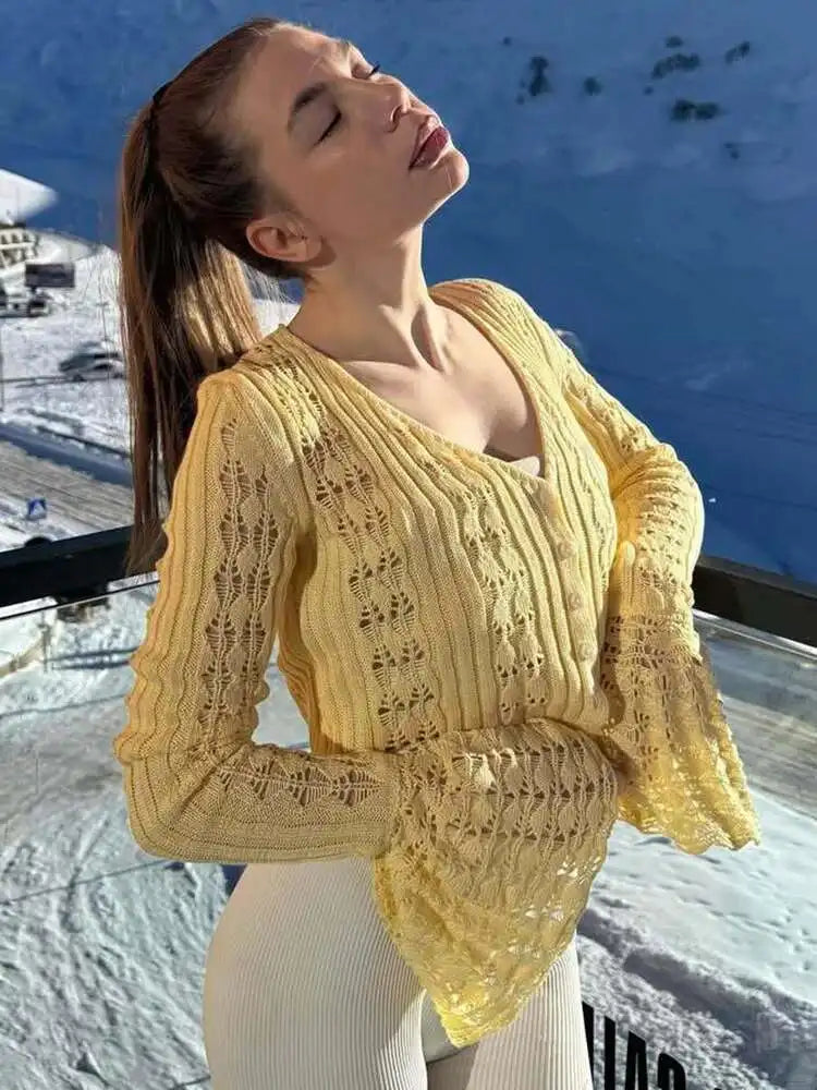 Cropped Τοπ "Breeze Knit" | Sheer, V-Neck & Flare Sleeves