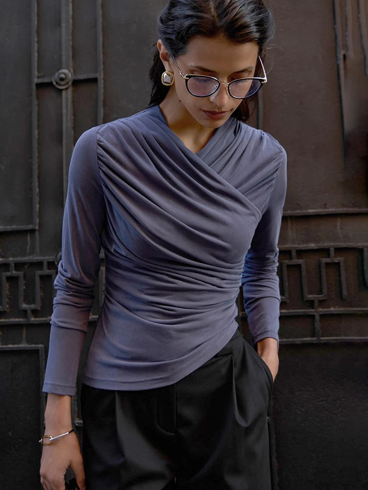 Τοπ "Draped Sculpture"